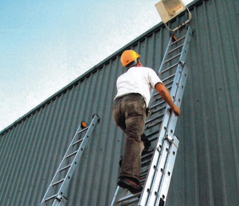 Extension Ladders THX The Hire Xperts Tool Hire