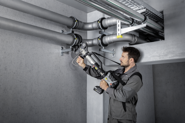 Viega Megapress (XL) 2½" Booster kit THX The Hire Xperts Tool Hire